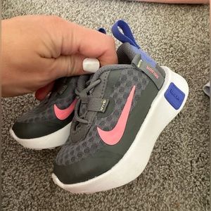 Child size 4 nike sneakers